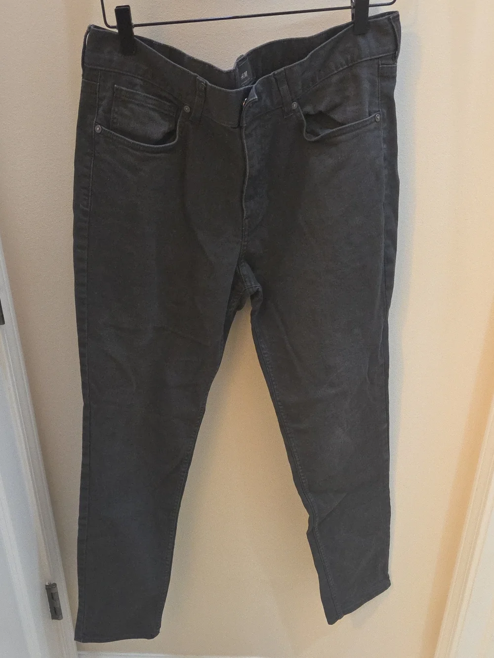 H&M Men's Slim Fit Black Jeans